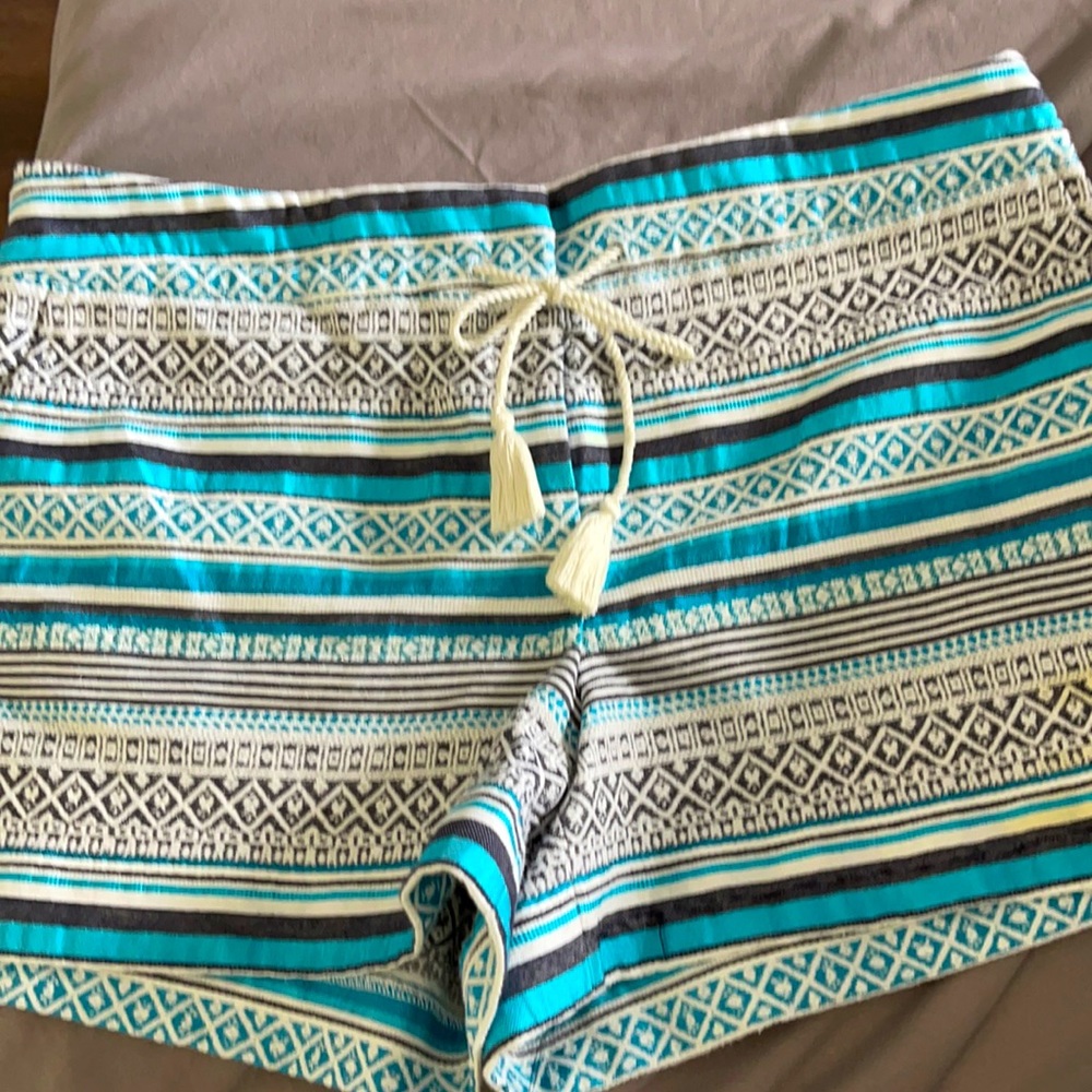 Gray and blue stripped shorts